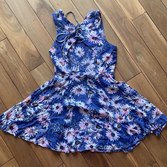 KIRRA Mini Floral Blue Dress Size Small - Picture 6 of 10